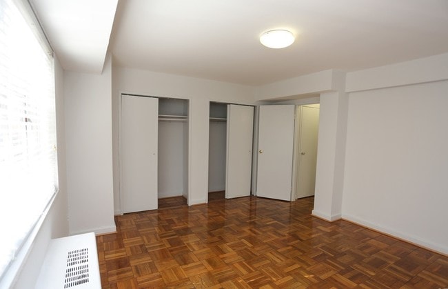 2nd Bedroom - Park Ellison