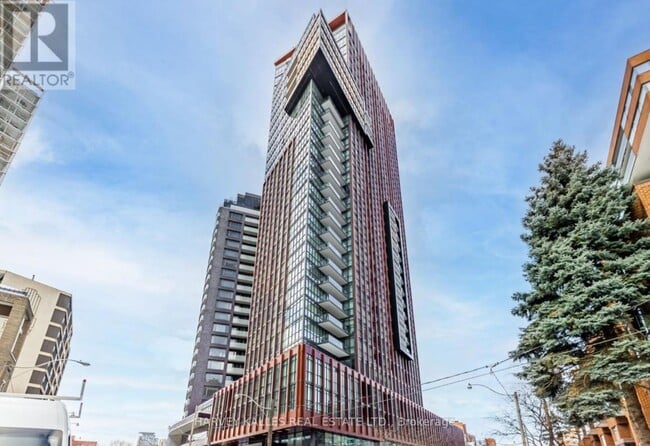 Building Photo - 1003 Davenport Rd