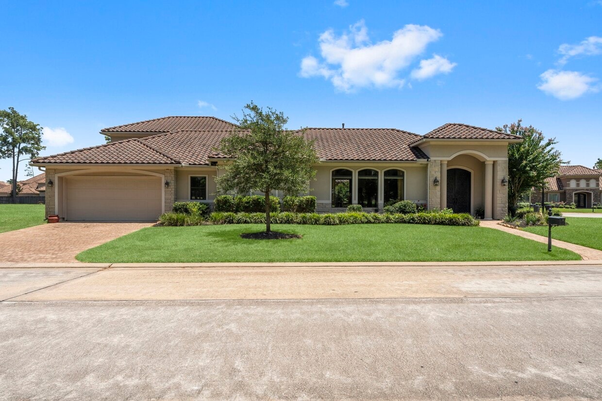 Primary Photo - 34 W Shadow Creek Villas Loop