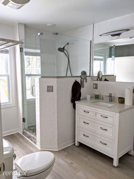 Foto del edificio - 2 br, 1.5 bath House - 743 Burke Ave NE Burke