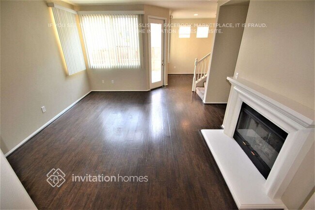 Foto del edificio - 1052 E Agate Ct