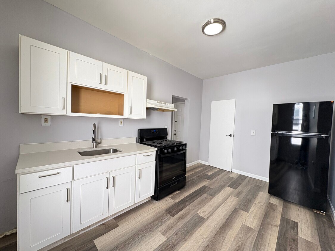 Foto principal - 1104 Grove St