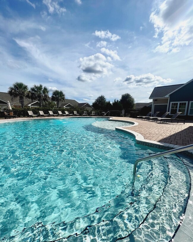 Resort Style Pool - Beacon Place