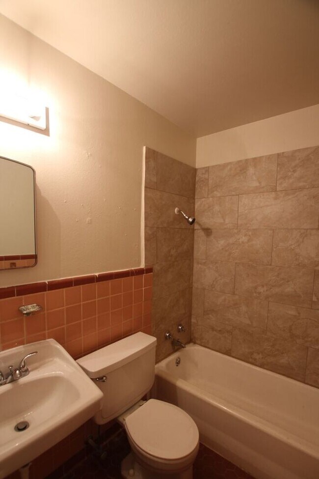 Foto del edificio - 426 Hudson St
