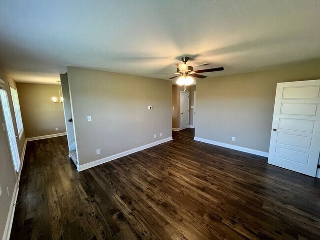 Foto del edificio - 173 Ardell Dr