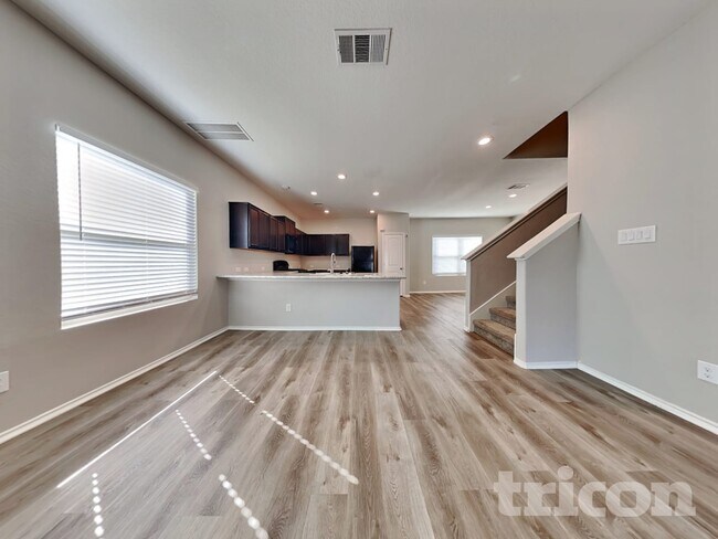 Foto del edificio - 8406 Chalk Hill Cove
