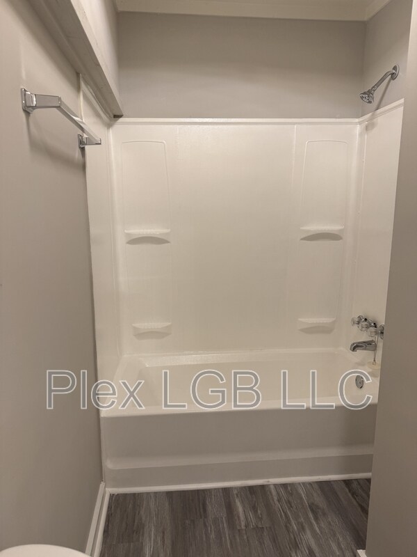 Foto del edificio - 322 Daniel St