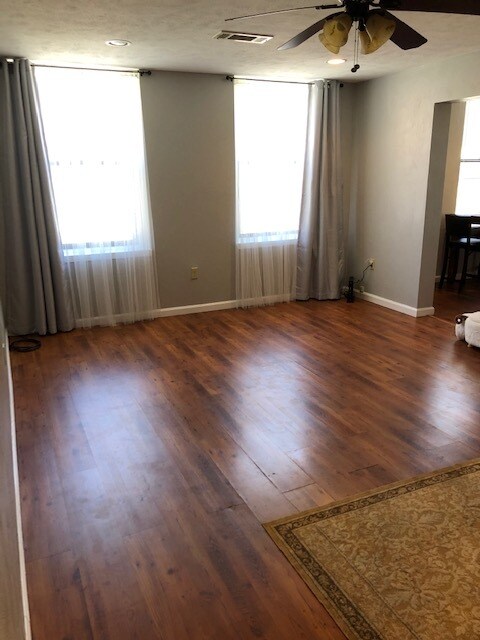 Foto del edificio - 3952 Howley St