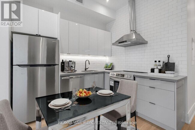 Photo du bâtiment - 1542 King St W