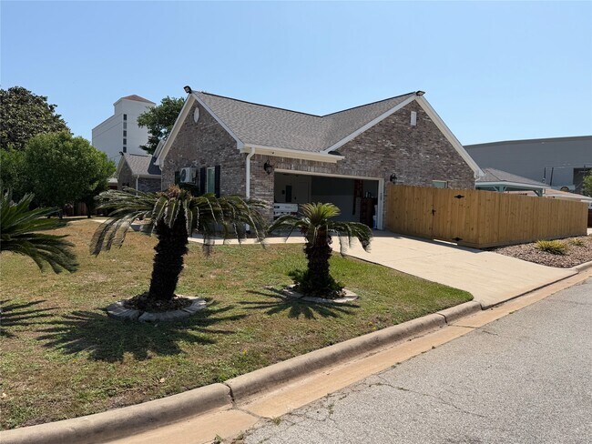 Foto del edificio - 5525 Swan Dr