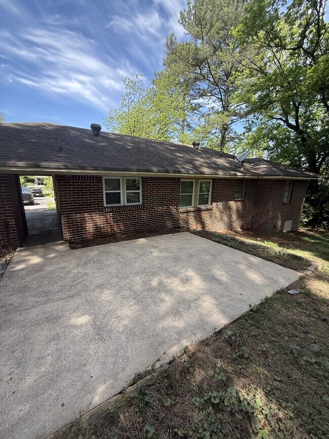 Foto del edificio - 1905 2nd St NW