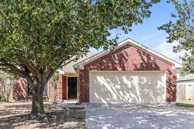 Building Photo - 528 Cambridge Dr