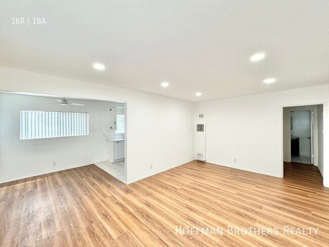 Building Photo - 6635 Etiwanda Ave