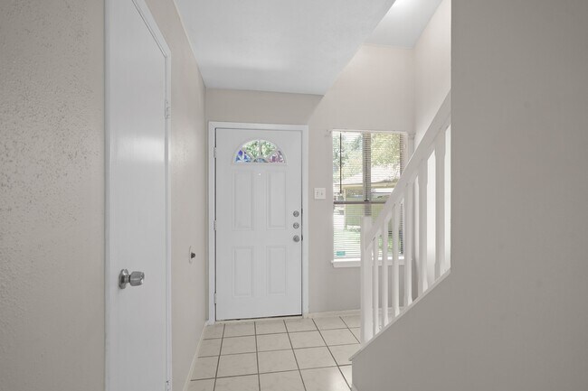 Foto del edificio - 1714 N Red Cedar Cir