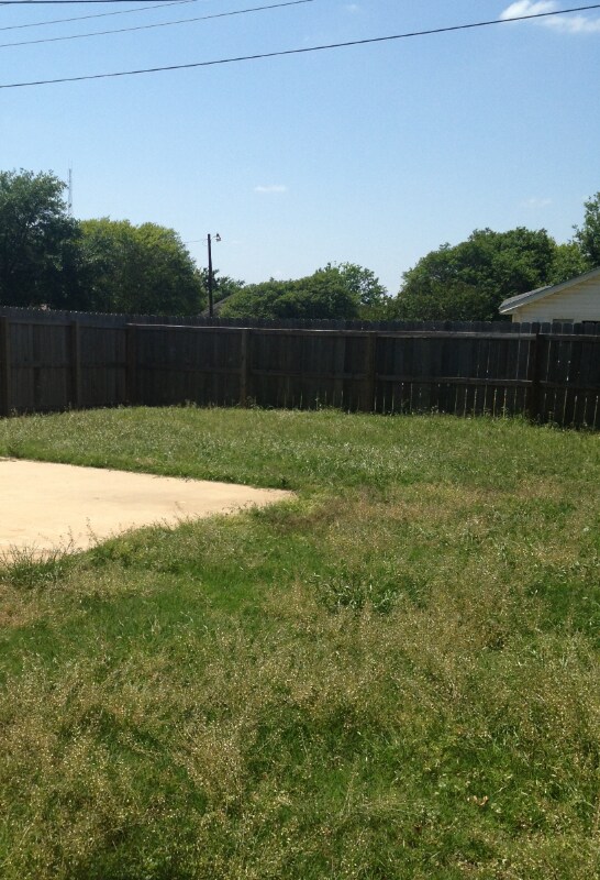 Building Photo - 3401 Augusta Ct