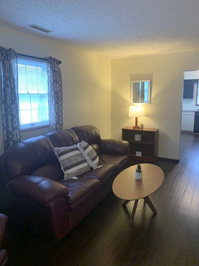 Foto del edificio - 617 4th St