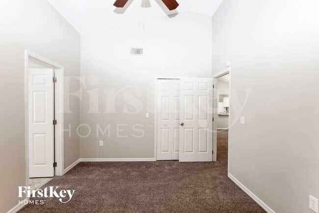 Building Photo - 756 Licaria Dr