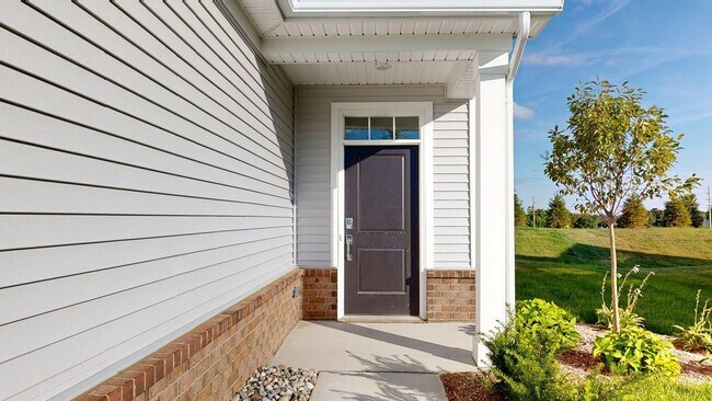 Foto del edificio - 1401 Salt Springs Dr