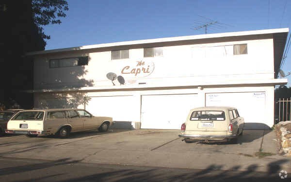 Primary Photo - The Capri