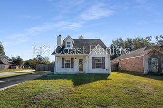 Building Photo - 12206 Breezeway Cir