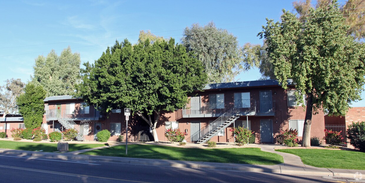 Papago Springs Condominiums Apartments in Phoenix, AZ