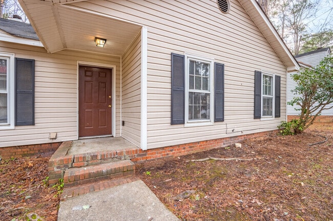 Building Photo - 313 Friarsgate Blvd