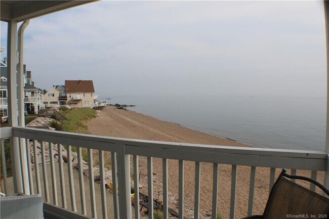 Building Photo - 90 Cosey Beach Ave