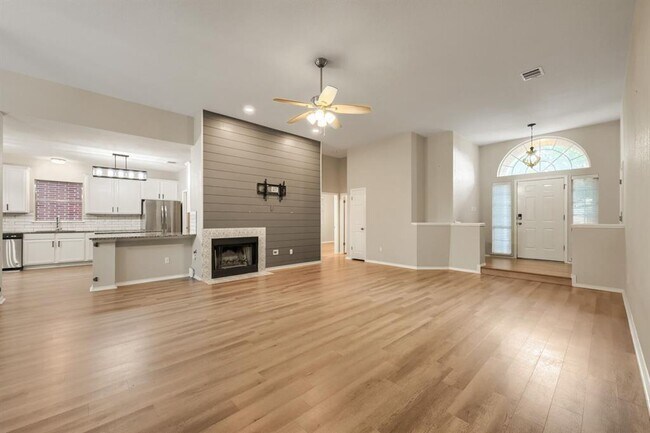 Building Photo - 17020 Tortoise St