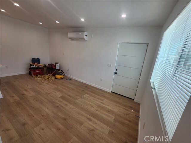 Foto del edificio - 10940 Oxnard St