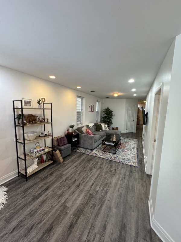 Photo - 1507 W Henderson St Apartment