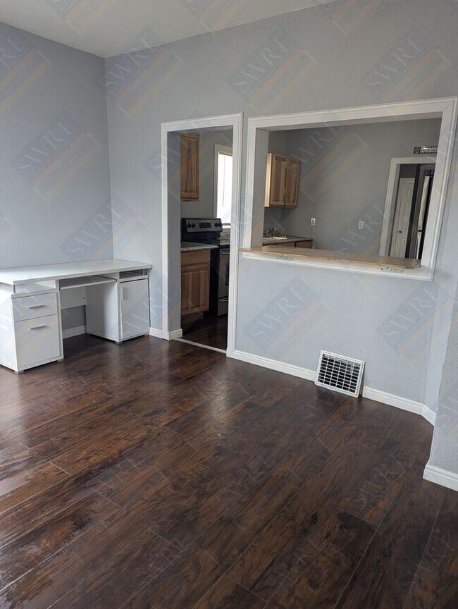 Foto del edificio - Available now! View Today by calling Rentl...