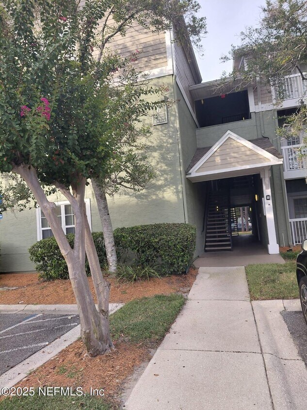 Foto principal - 7701 Timberlin Park Blvd