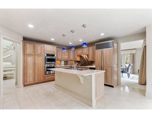 Building Photo - 29 Glen Oak Dr