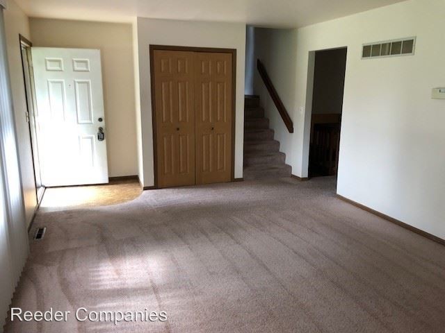 Building Photo - 4 br, 2 bath House - 2730 W. 63rd Lane