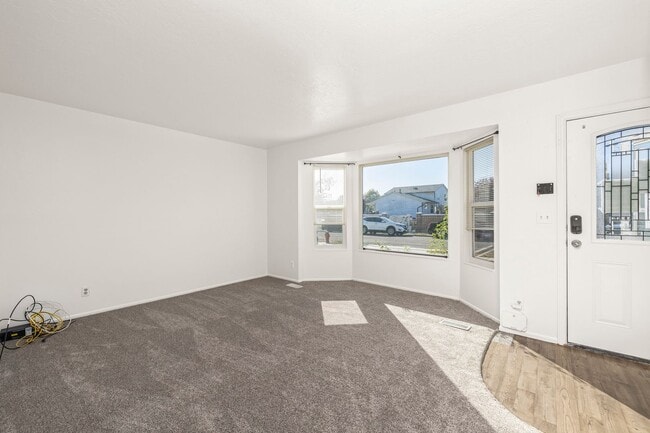 Building Photo - 6585 S 5135 W