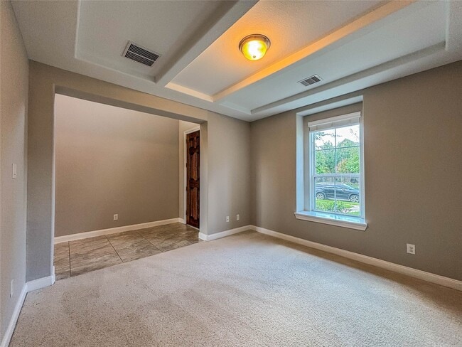 Building Photo - 25639 Kearsley Dr