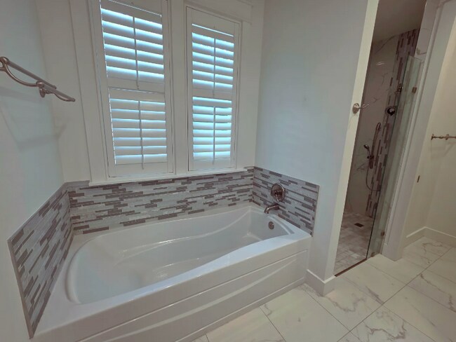 Building Photo - 309 Jack Knife Drive