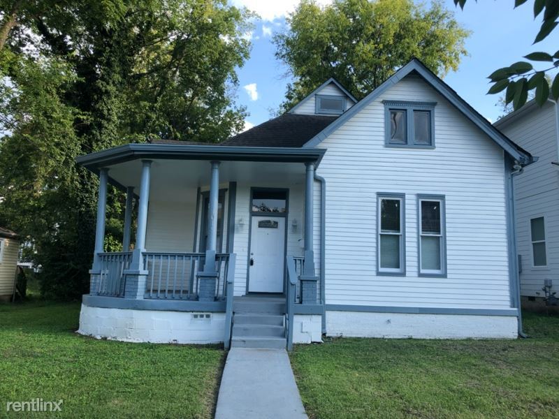 Primary Photo - 4 br, 2 bath House - 1015 Monroe St