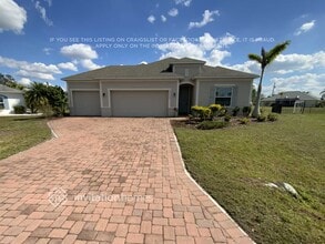 Building Photo - 26207 Mindanao Ln