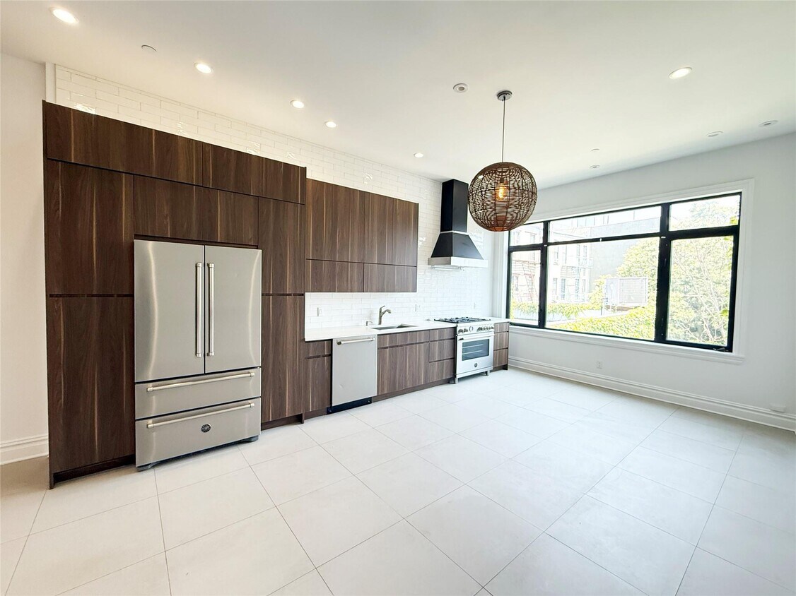 Foto principal - 333 Tompkins Ave