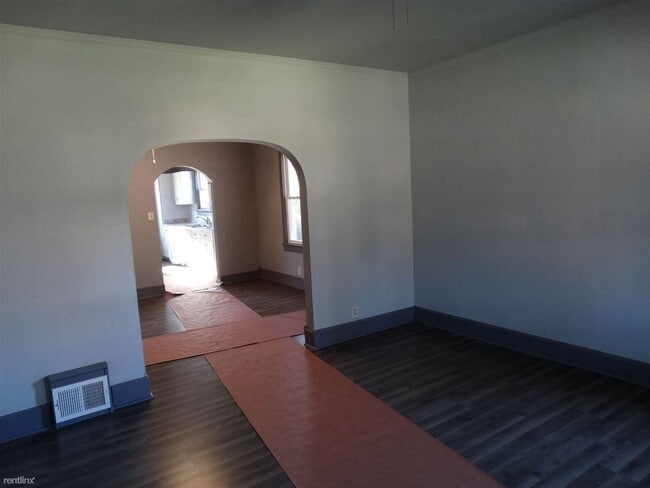 Building Photo - 3 br, 2 bath House - 3415 Washington Avenue
