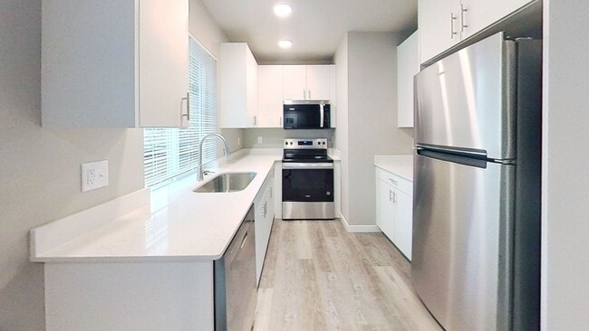 Foto del edificio - 918-922 Billy Frank Jr. St