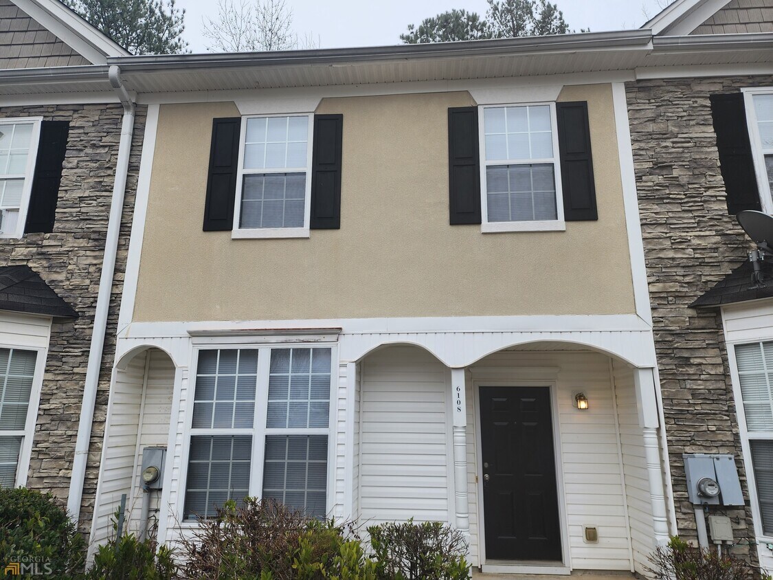 6108 Camden Forrest Cove, Riverdale, GA 30296 Townhome Rentals in