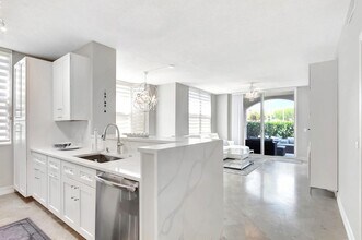 Building Photo - 3606 S Ocean Blvd