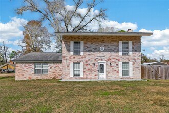 Building Photo - 1814 Eagle Point Rd