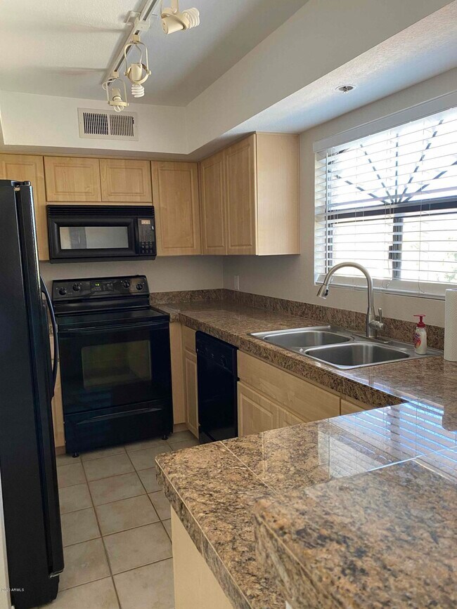 Foto del edificio - 5104 N 32nd St
