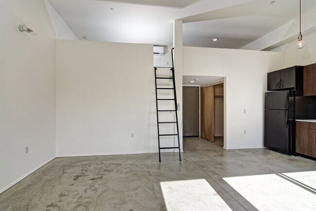 Foto del edificio - 2870 Fourth Ave