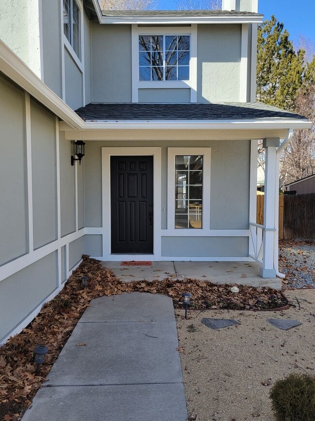 Building Photo - 1272 Skylark St