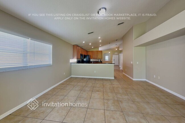 Foto del edificio - 1260 Creekview Ct