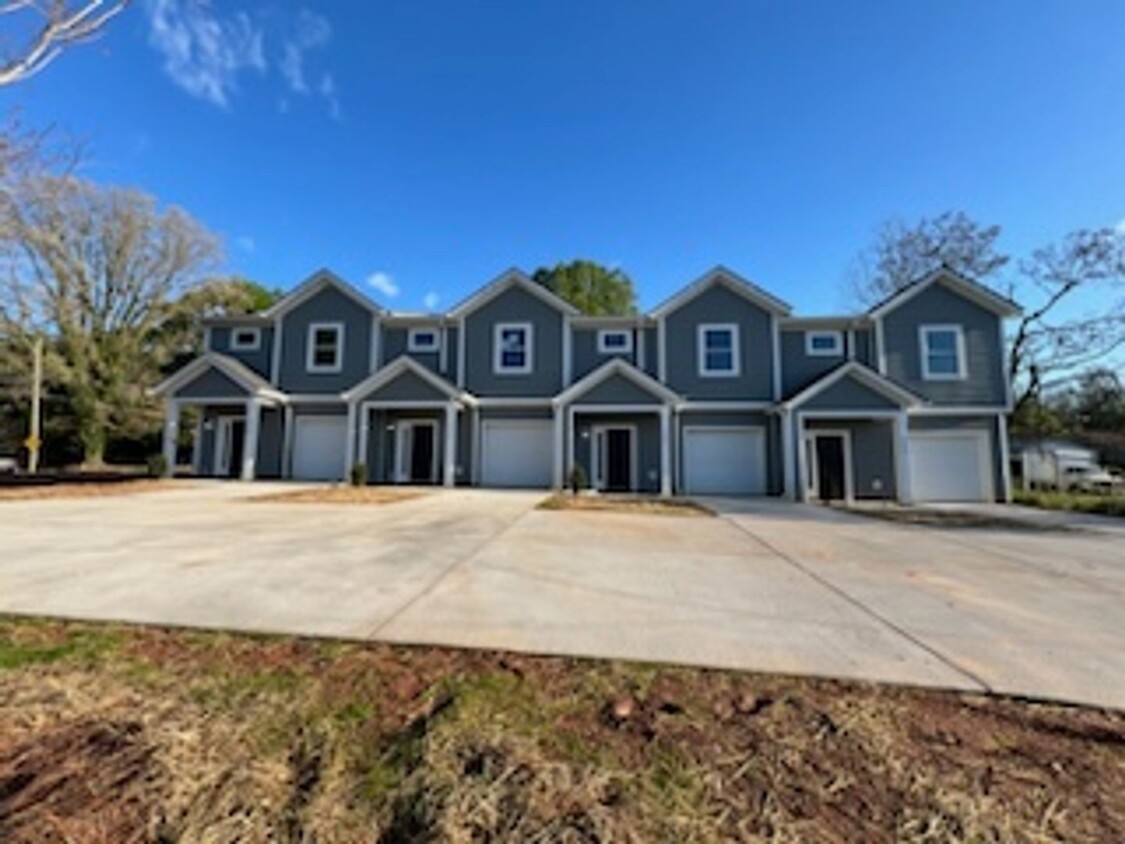 Primary Photo - Brand New Townhomes w/Garage